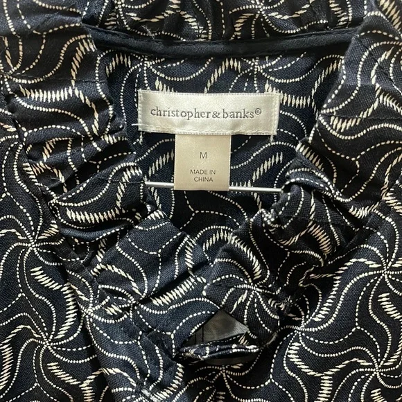 EUC Navy Blue 3/4 Sleeve Christopher & Banks Jacket Medium - Picture 2 of 4